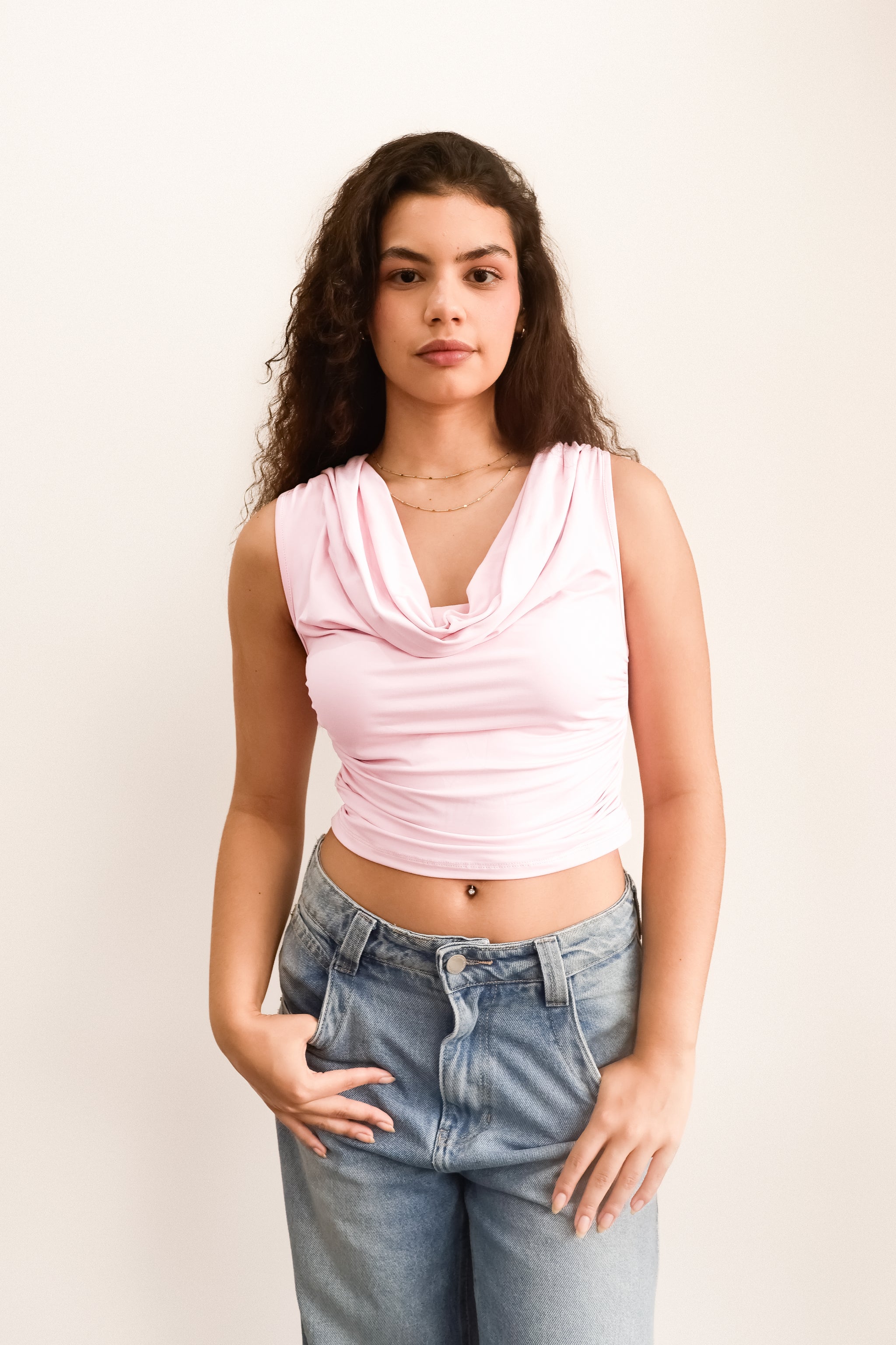 Top "Alana"